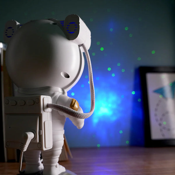 cj 4 White Astronaut Sky Projection Lamp